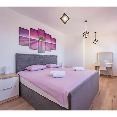 호텔 Tatjana Krk Comfortable 4*
