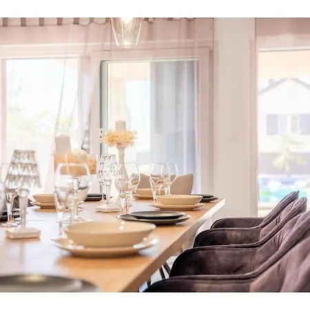 Tatjana Krk Comfortable Hotell Linardići